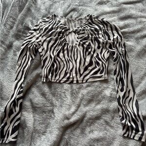 Zebra cut out long sleeve crop top Medium
